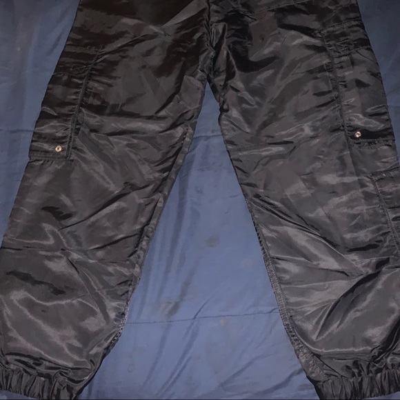 Women’s black joggers from Urban Outfitters! 🦋 - Picture 3 of 5